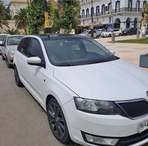 Skoda Rapid Spaceback 2015 Edition