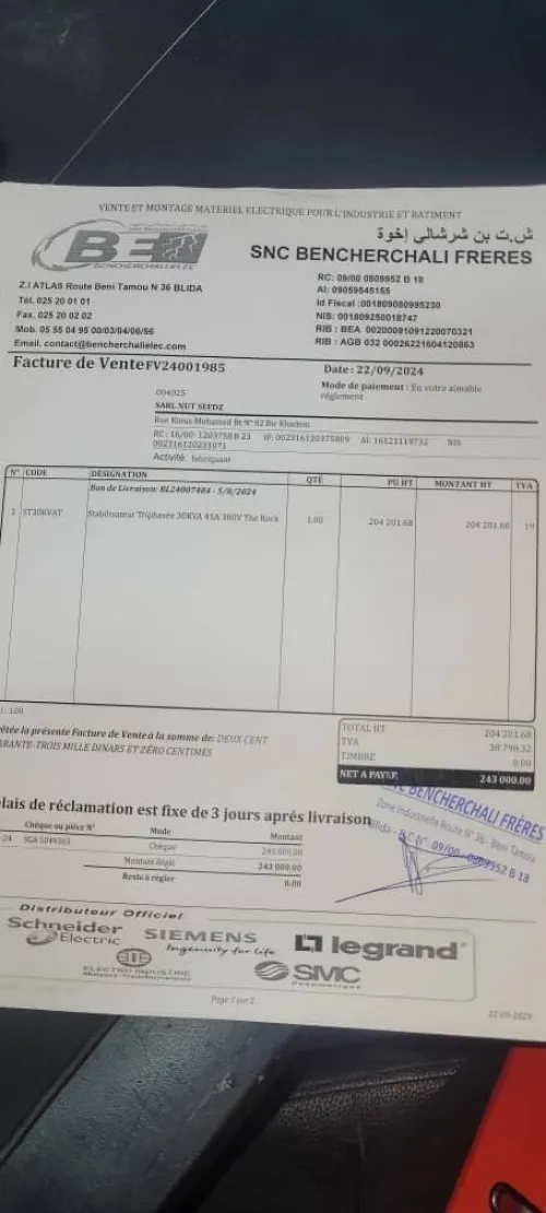 Stabilisateur the rock, triphasée, 30 kva, 45 ampère, 380 voltes, état neuf ( voir facture d'achat)