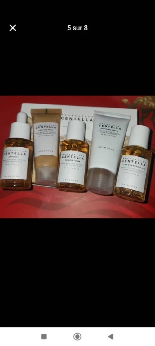 Lot : Medicube . Ordinary . Centella kit . Esteline