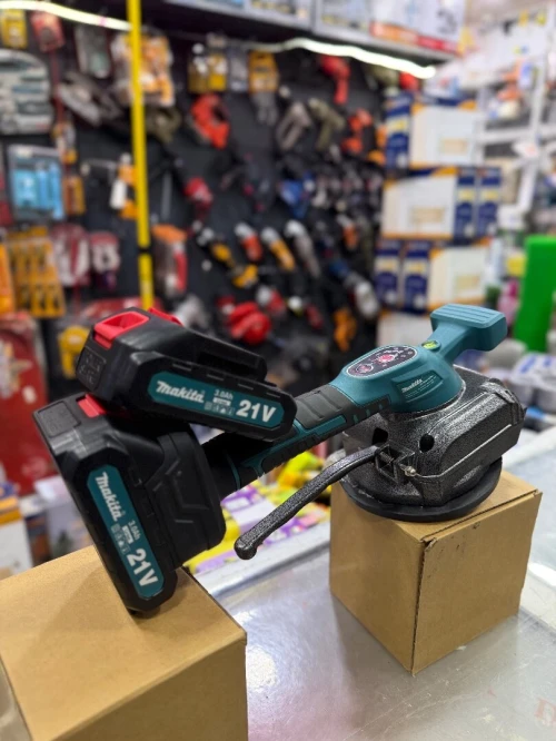 Vibreur dalle de sol 21v makita 2 batteries 100kg 200w