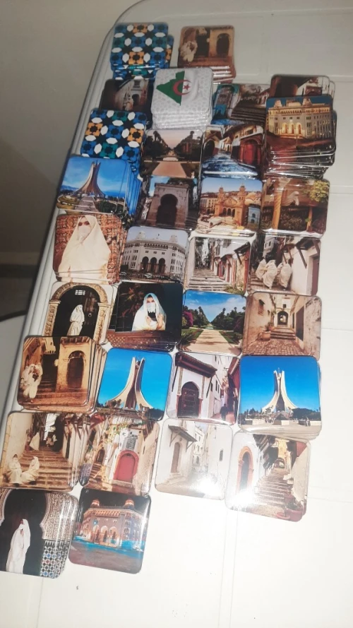 مغناطيس الثلاجة magnets au frigo