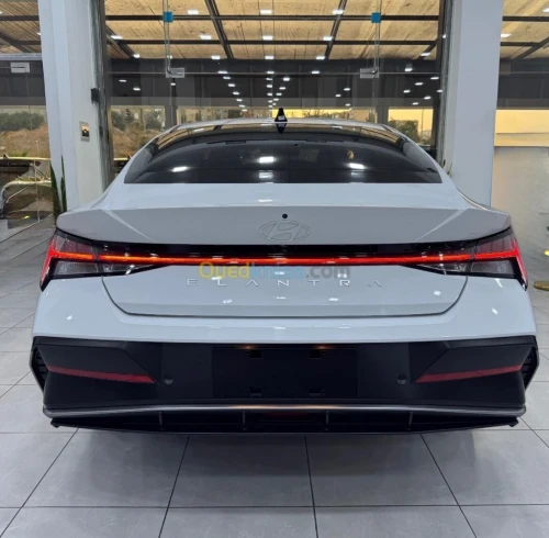 Hyundai Elantra 2025 Premium