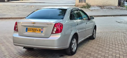 Chevrolet Optra 4 portes 2004 Optra 4 portes