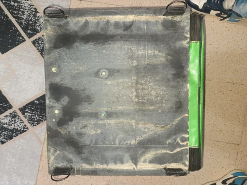 Mallette moto " Caisson " Imperméable très bonne état et très bon prix numéro : 