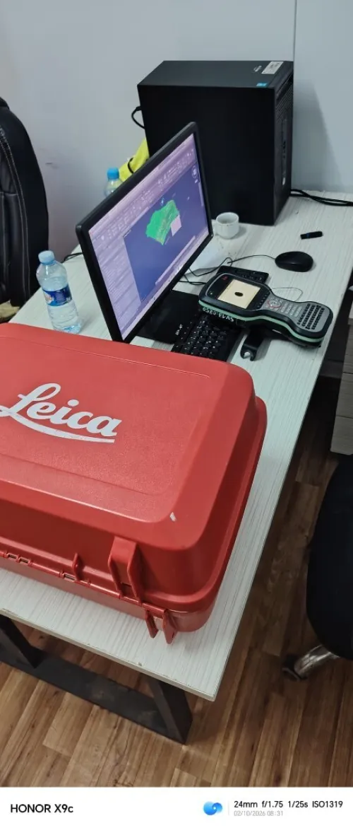 كراء لايكا طوبوغرفيا طوبوغراف Topographe LOCATION DE MATERIEL TOPOGRAPHIQUE leica