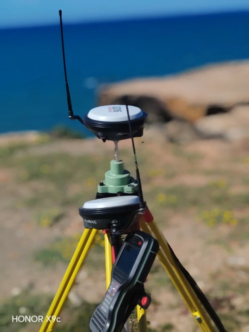 كراء لايكا طوبوغرفيا طوبوغراف Topographe LOCATION DE MATERIEL TOPOGRAPHIQUE leica