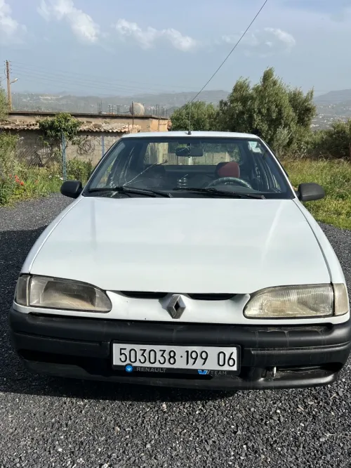 Renault R19 1999 Chamad