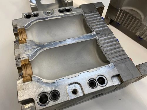 FABRICATION MOULES ET OUTILLAGES