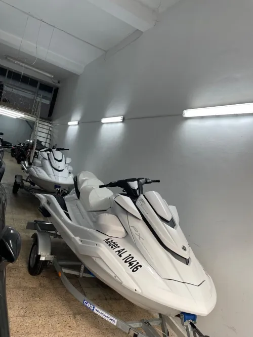 Jet ski yamaha