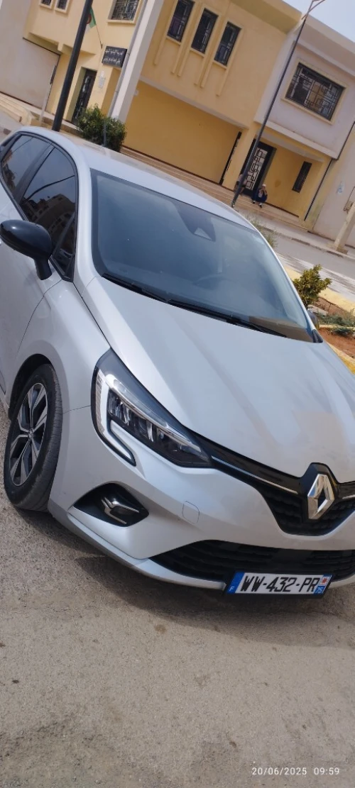 Renault Clio 5  2021 