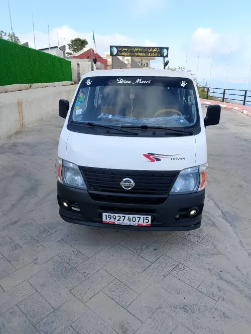 Nissan Urvan 2007