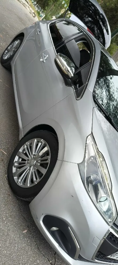 Peugeot 208 2016 Allure Facelift