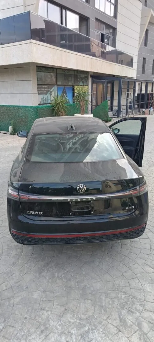 Volkswagen Passat SW 2025 بصات