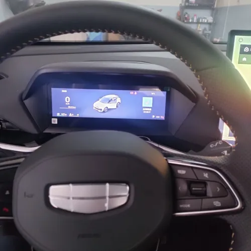 Geely Coolray 2025 Majmoula