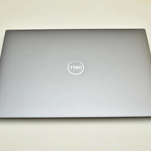 (vendu) DELL PRECISION 5570 , I7-12800H ,32GB 512GB SSD NVMe , RTX A 1000 , 15.6"