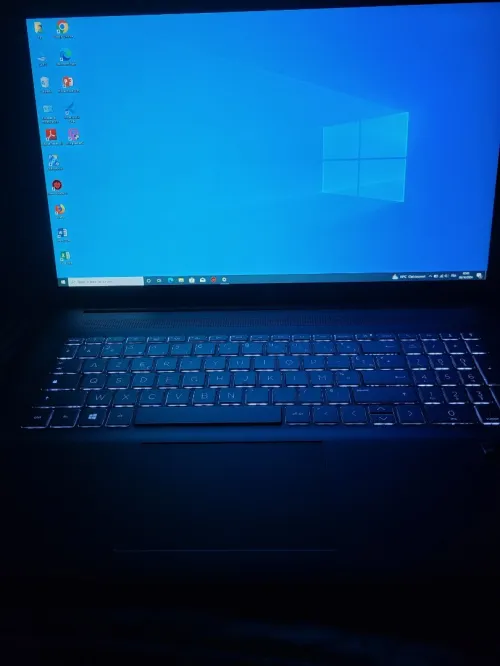 Laptop HP Windows 10 professionnel, Ryzen 7 5700U 16 Go RAM 1To SSD écran 17.3 pouces,  batterie 2h 