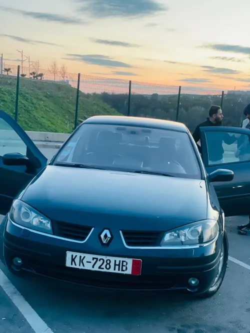 Renault Laguna 2 2003 initial paris