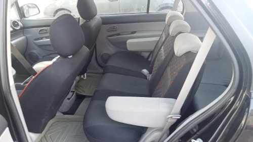 Kia Carens 2008 Tout options