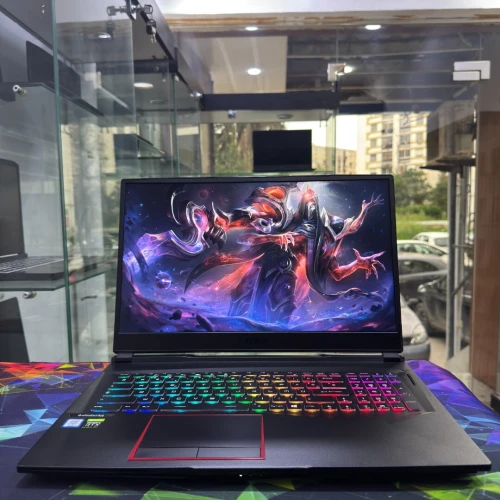 MSI RAIDER GE75 FHD 17.3" IPS 144HZ | INTEL I7-9750H | RTX 2070 8GB | 16GB RAM DDR4 | 512 SSD NVME