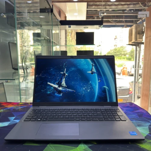 DELL LATITUDE 3540 FHD 15.6" IPS | I5-1135G7 | INTEL UHD GRAPHICS | 16GB RAM DDR4 | 256 SSD NVME