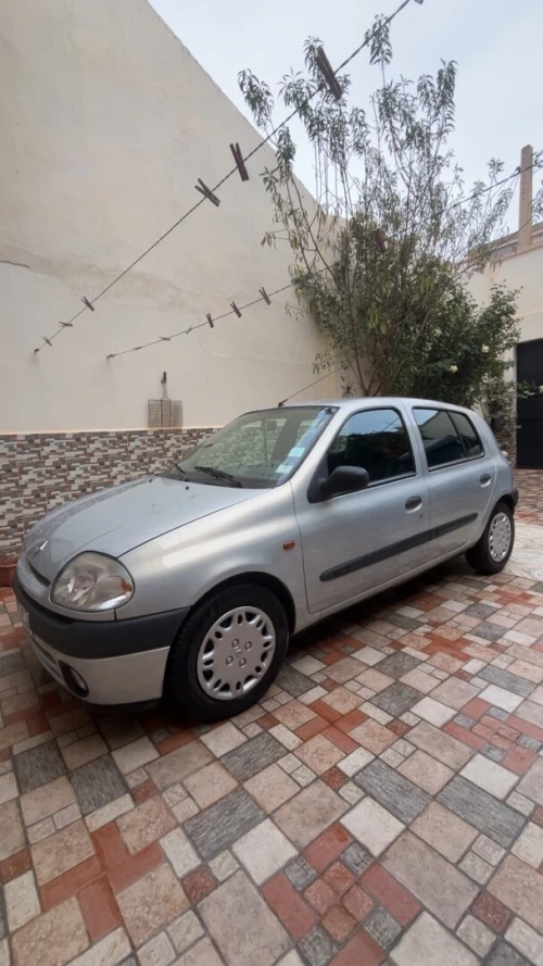 Clio Bonya 2001 