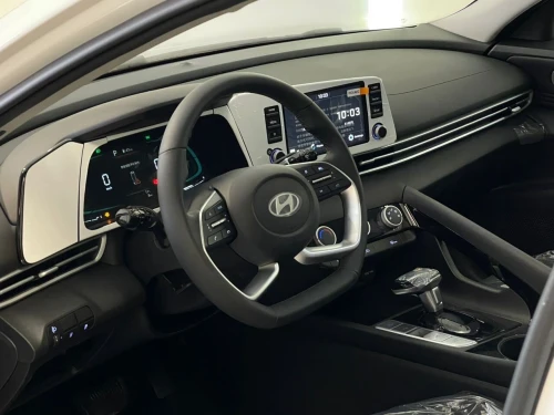 Hyundai Elentra 2025 Elentra