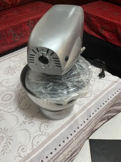 Robot Pâtissier BOMANN 1000W  NEUF 