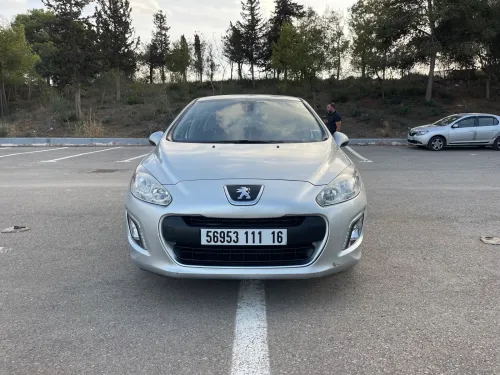 Peugeot 308 2011 