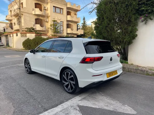 Volkswagen Golf 8 2022 Active