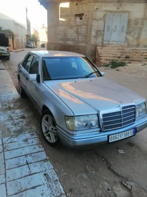 Mercedes Class d 1988 