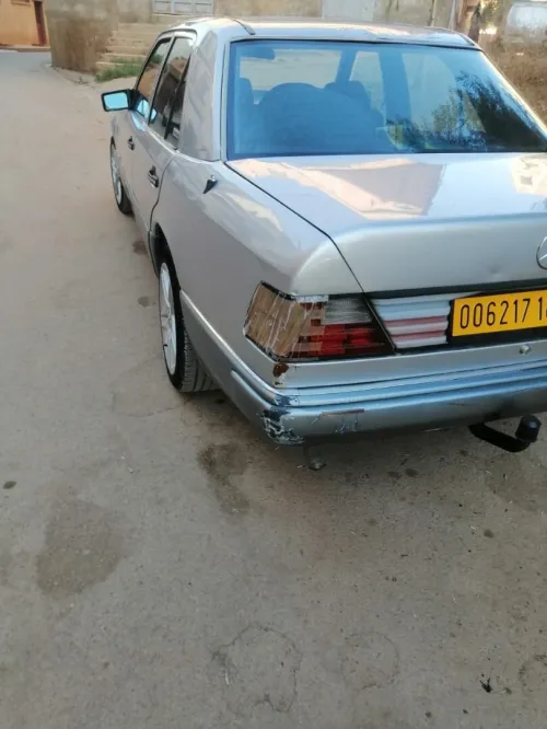 Mercedes Class d 1988 