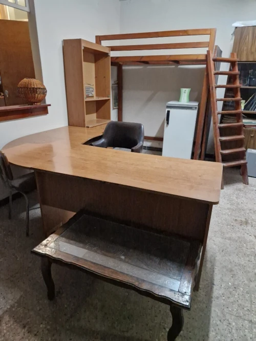 Bureau ( 4 éléments)