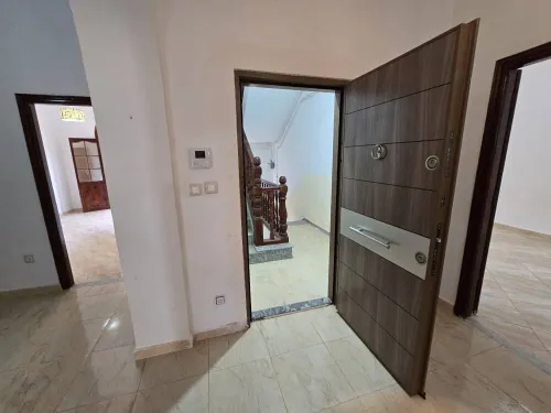 Vente Appartement Niveau de villa F3 Oran Bir el djir