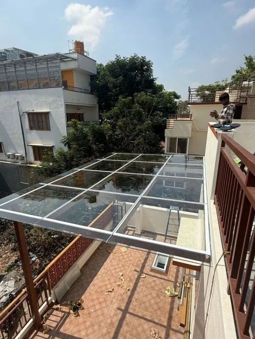 Pergola et verrerie 