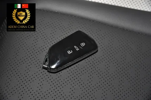Jetta  VS8 2026 280TSI Édition Suprême