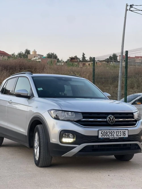 Volkswagen T-Cross 2023 Life