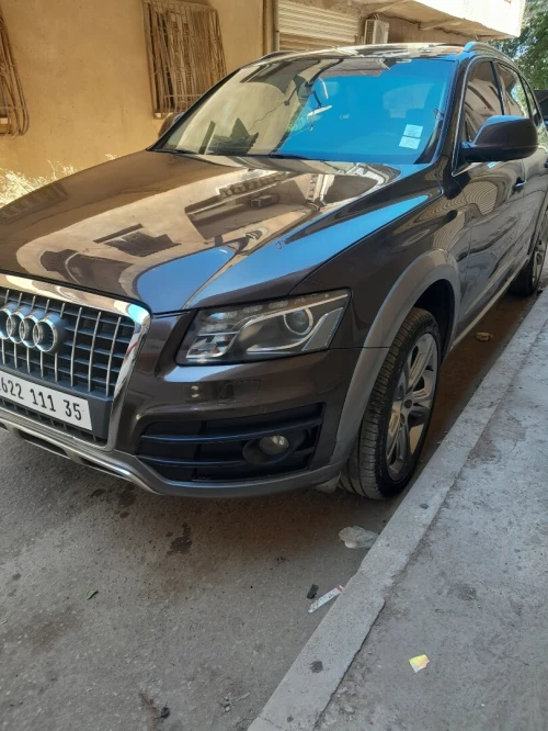 Audi Q5 2011 Off Road