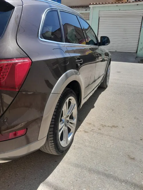 Audi Q5 2011 Off Road