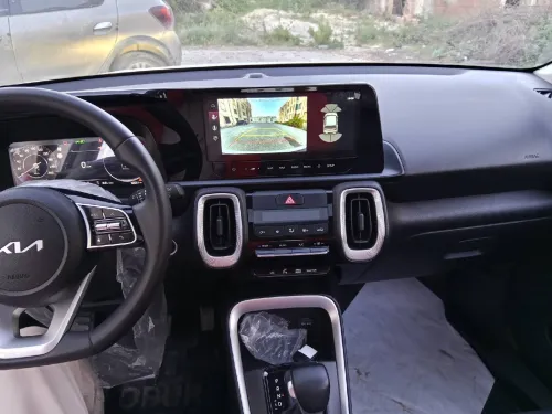 Kia Sonet  2025 Luxry 2025