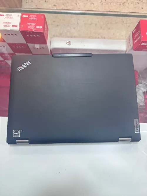 Le novo thinkpad x13 yoga