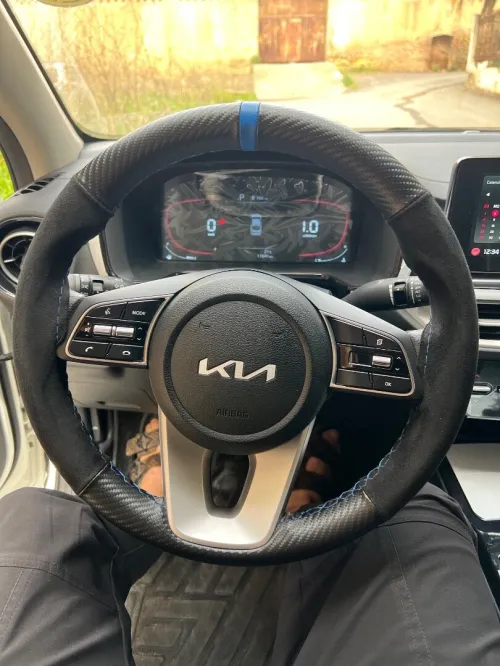 Kia K3 2025 La tout option