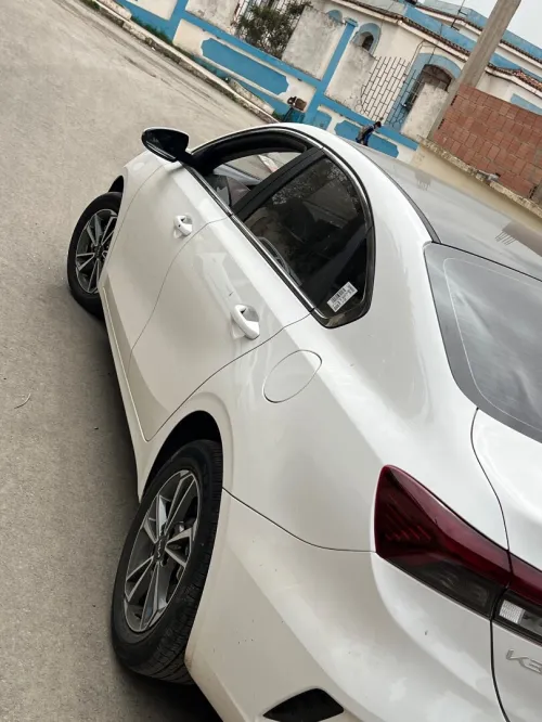 Kia K3 2025 La tout option