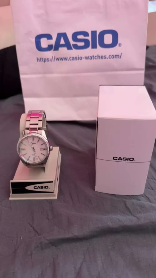 Montre Casio classique