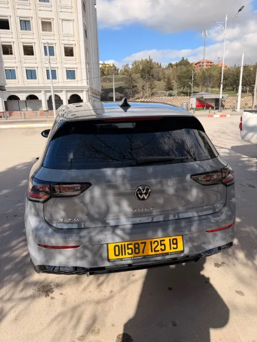 Volkswagen Golf 8 2025 Pro R-line