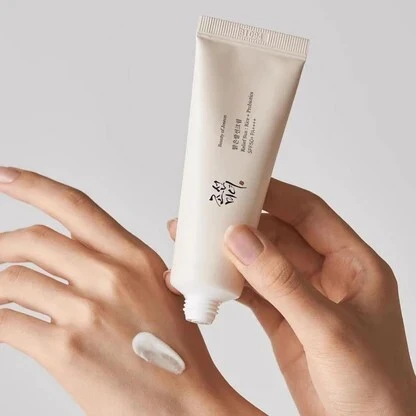 Beauty of Joseon Crème solaire Rice Probiotics SPF 50+ aux extraits de riz.
