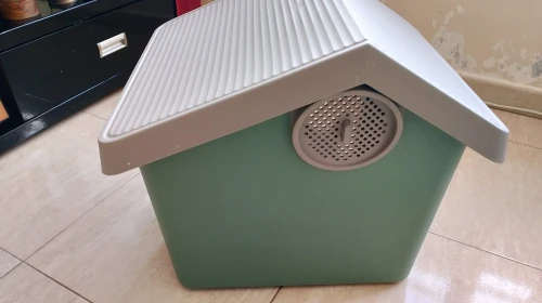 Maison pour chats et chiens 