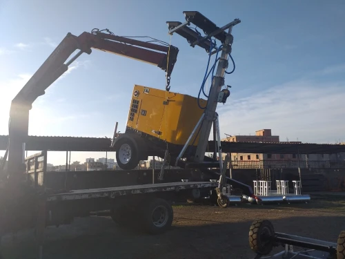 GIRAFE LUMINEUSE 17 KVA - TOURS D'ECLAIRAGE