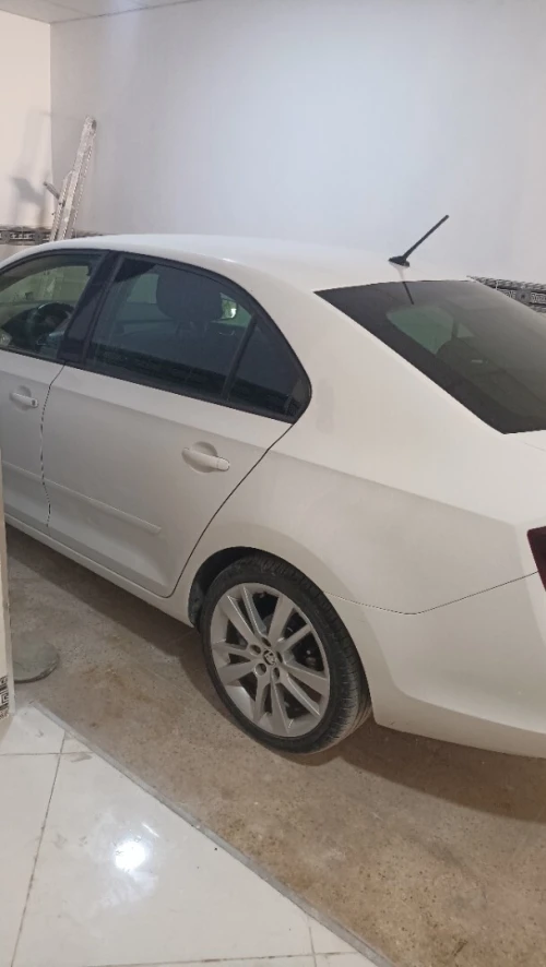 Skoda Rapid 2019 Ambition