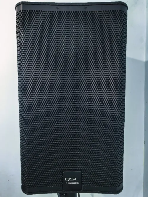 SONO IMPORT FRANCE, AMPLI, BAFFES, PIEDS, ÉQUALISEUR, ARMOIRE ETAT NEUF (PRIX 110 MILLIONS)