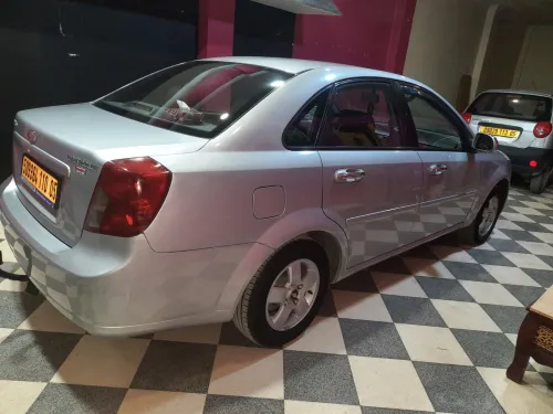 Chevrolet Optra 5 portes 2010 Optra 5 portes